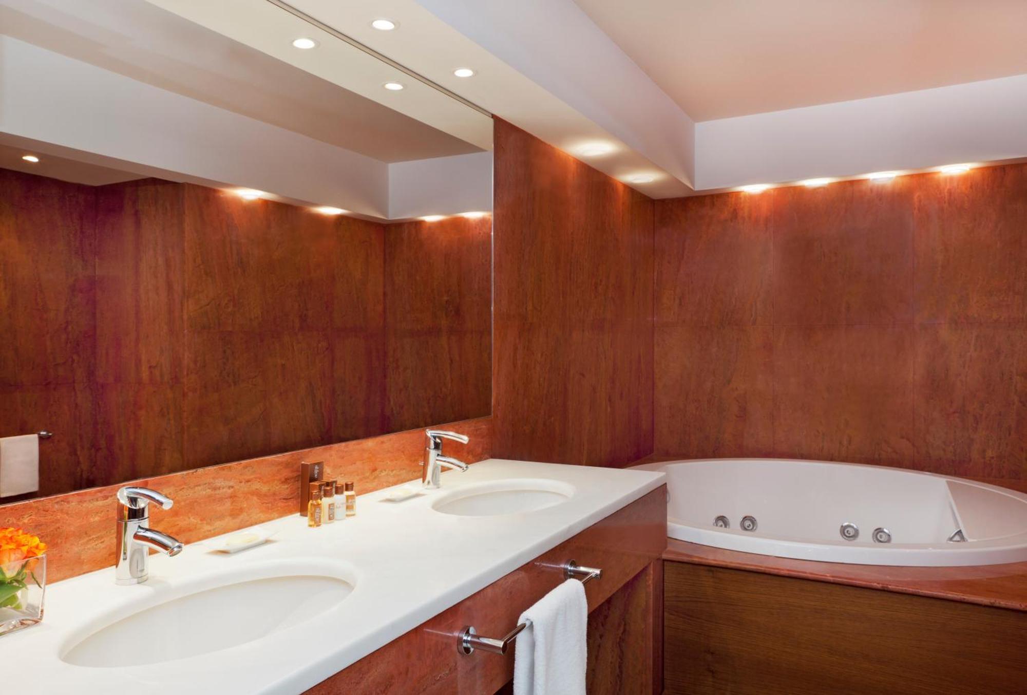 Four Points By Sheraton Падуа Екстериор снимка